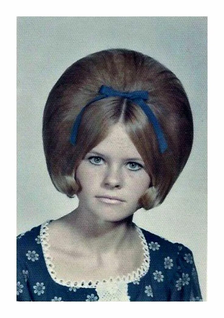 Found on Bing from www.pinterest.com 1960 hairstyles, Retro hairstyles, 1960s ha