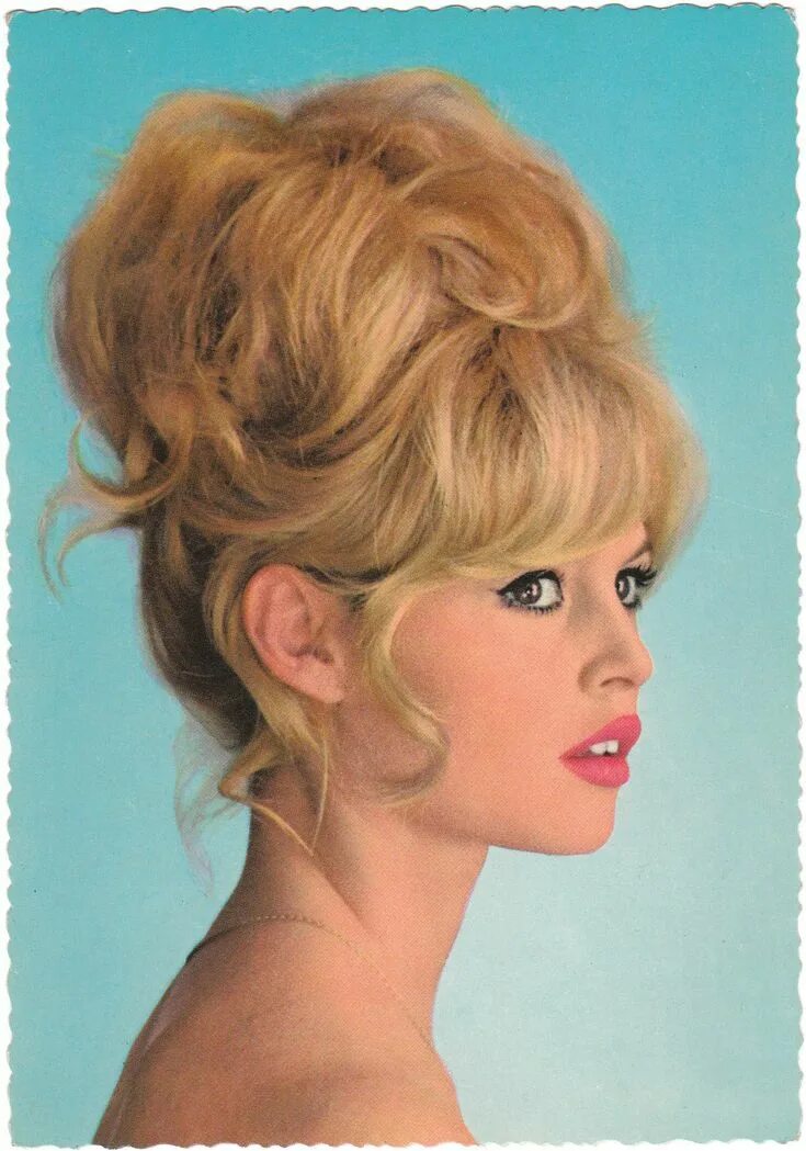 Прически 70 фото Brigitte Bardot Bardot hair, 60s hair, Vintage hairstyles