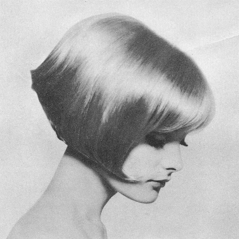 Прически 70 каре Hairstyles from The 1960s Womens hairstyles, Vintage hairstyles, Short hair styl