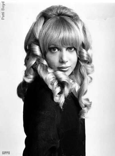 Прически 70 на длинные волосы Patti Boyd, loooong 60s hair Pattie boyd, Beatles girl, 70s girl