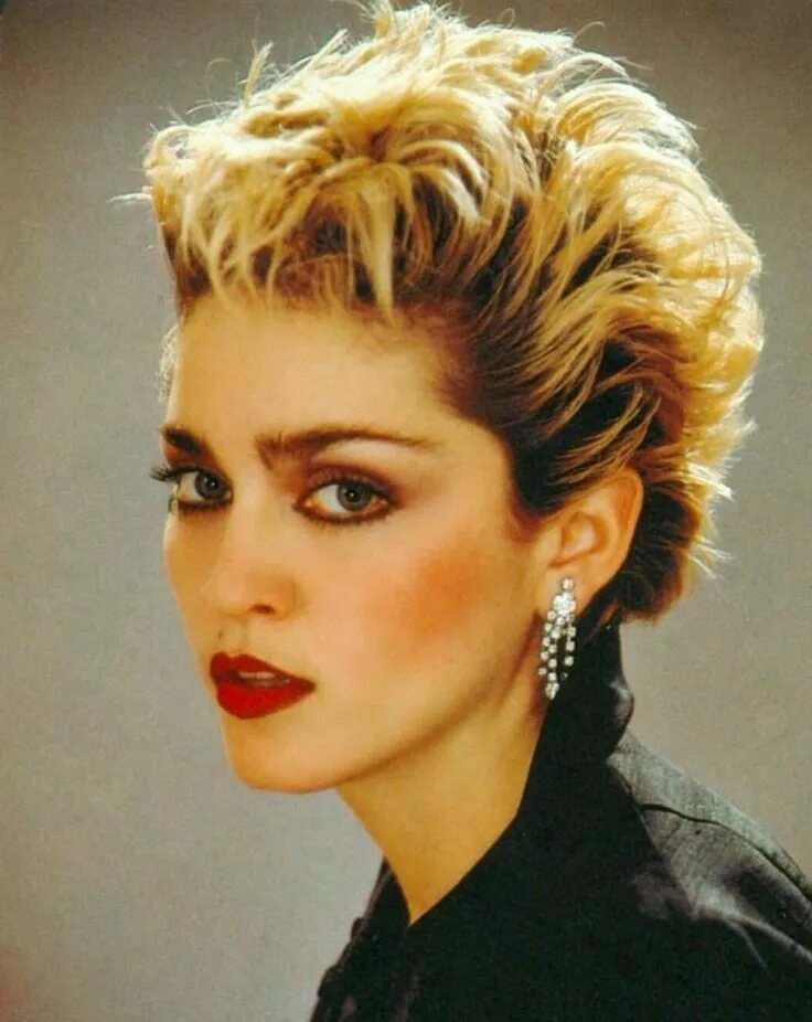 Прически 80 х на короткие волосы Pin on Madonna Madonna 80s, Madonna hair, 80s short hair