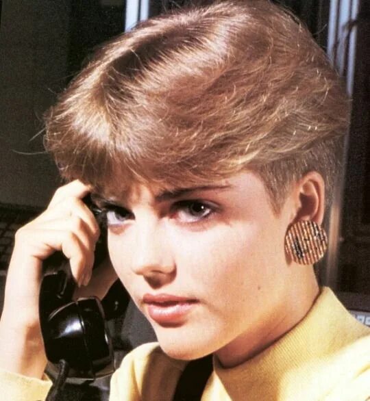 Прически 90 на короткие волосы Just Eighties Fashion 80s short hair, 80s hair, Wedge haircut