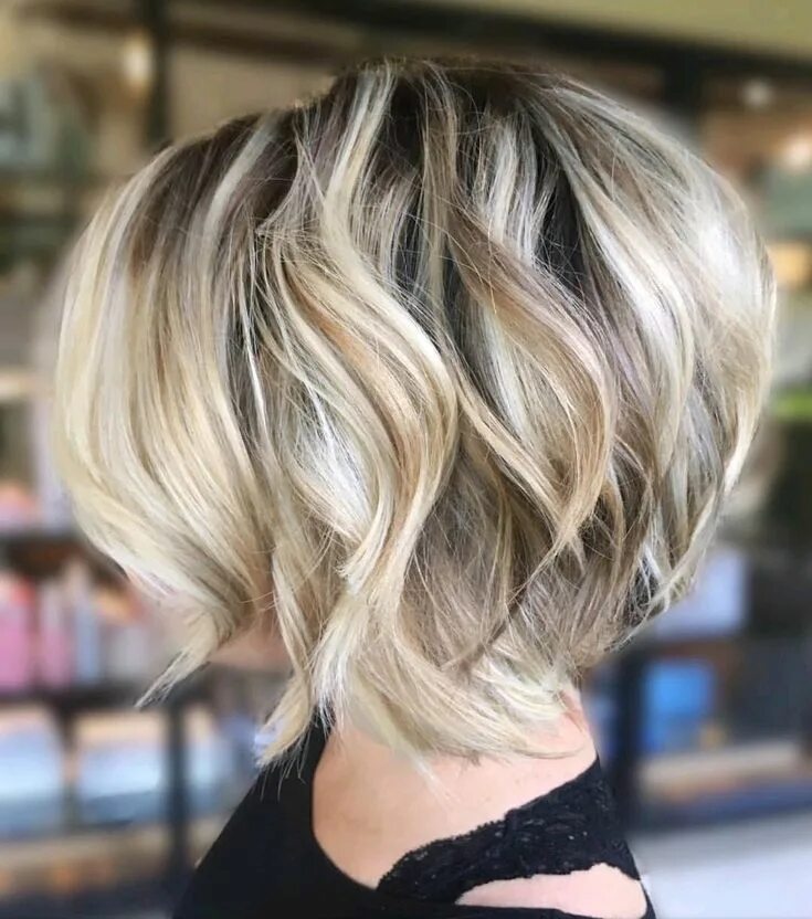 Прически балаяж на короткие волосы Pin on Hairstyles in 2024 Short wavy hair, Short hair balayage, Short hair cuts