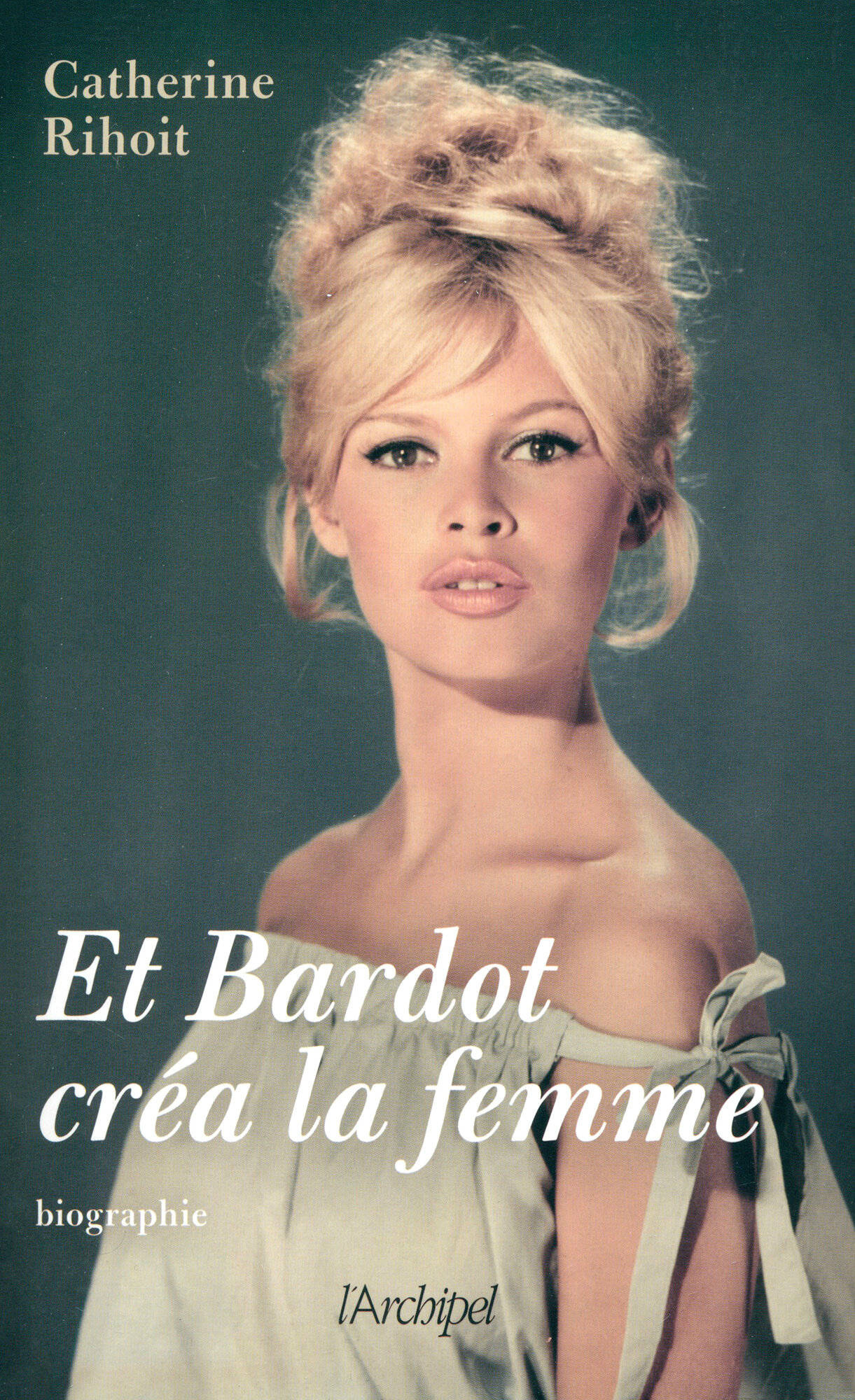 Прически бриджит бардо фото Et Bardot crea la femme / Книга на Французском - купить в интернет-магазине по н