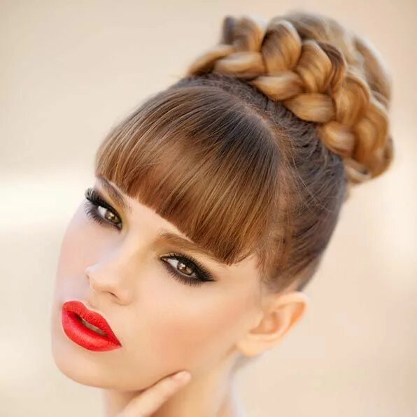 Прически бывают If you are looking for a new and exciting way to wear a braided hairstyle then w