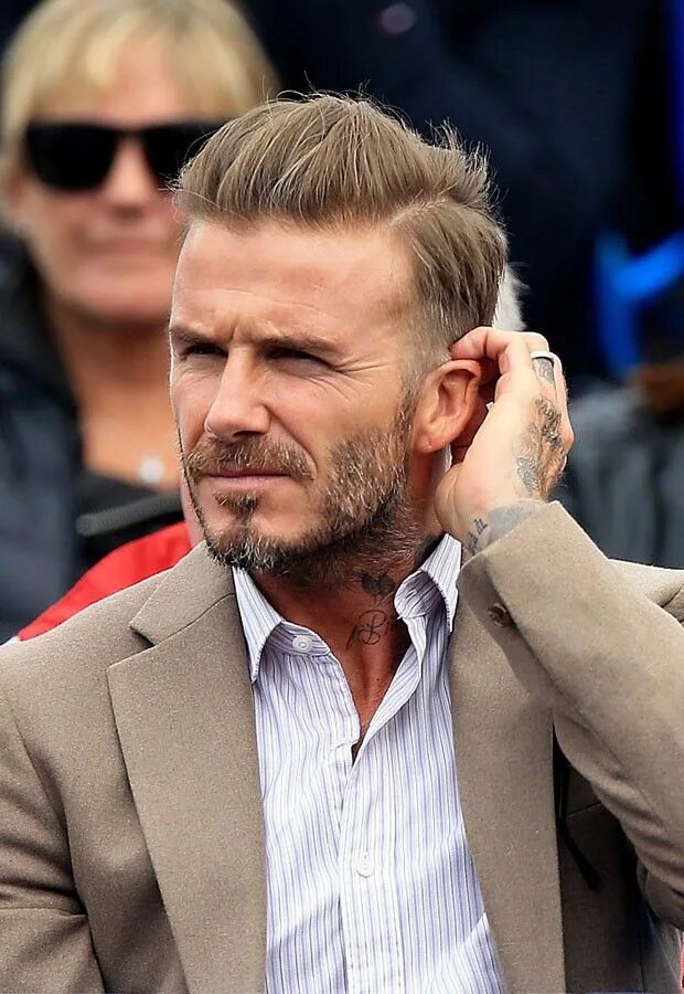 Прически дэвида бекхэма фото A evolução de David Beckham (fora dos campos) em 11 fotos Corte de cabelo do dav