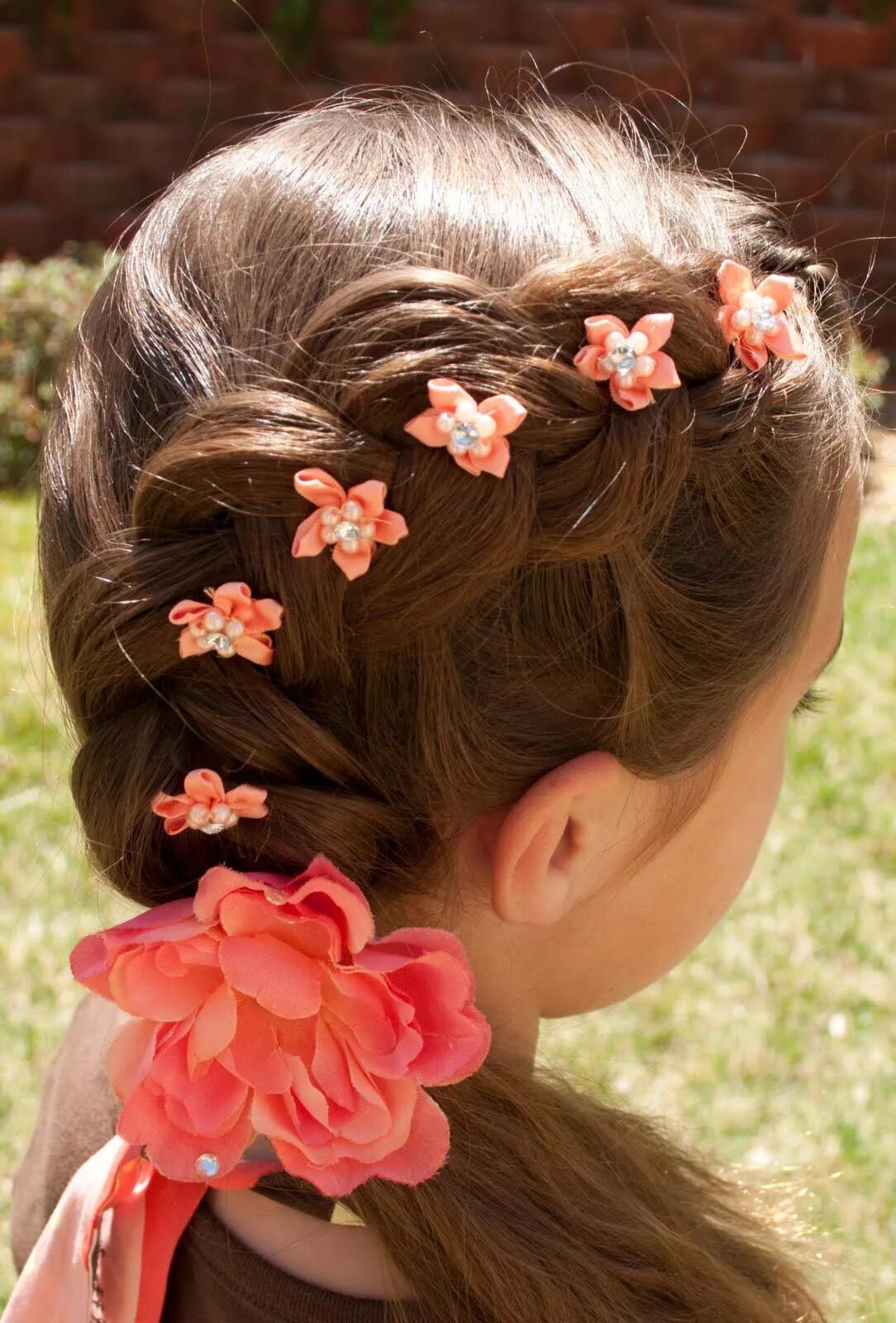 Прически девочкам красивые фото Princess Piggies: Loosey Goosey Flower girl hairstyles, Girl hairstyles, Kids ha