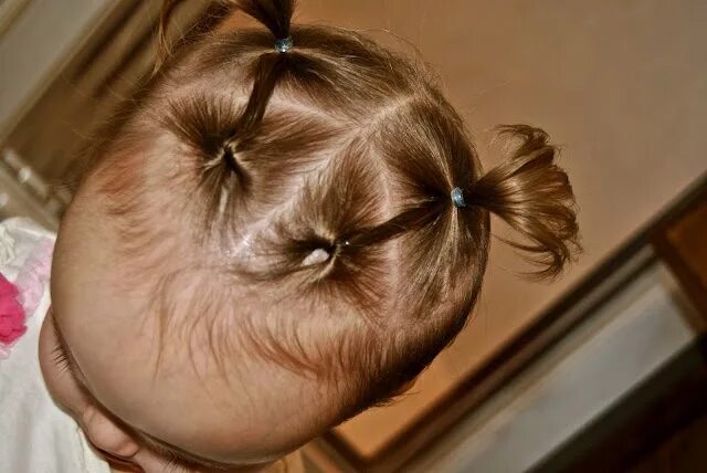 Прически девочкам мало волос 15 HAIRSTYLES FOR YOUR BUSY TODDLER!!! Baby hairstyles, Girl haircuts, Baby girl