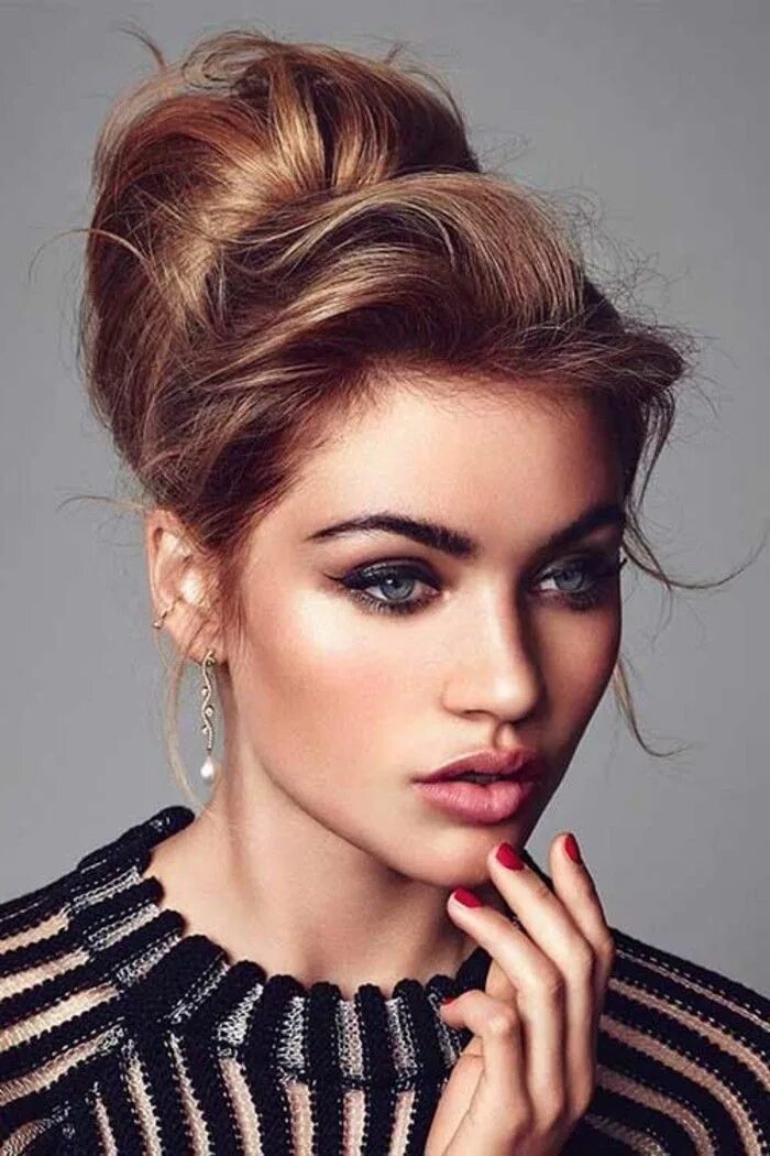 Прически девушкам 2024 год какие sehr einfache idee für coole damenfrisur Gorgeous hair, Medium hair styles, Hair