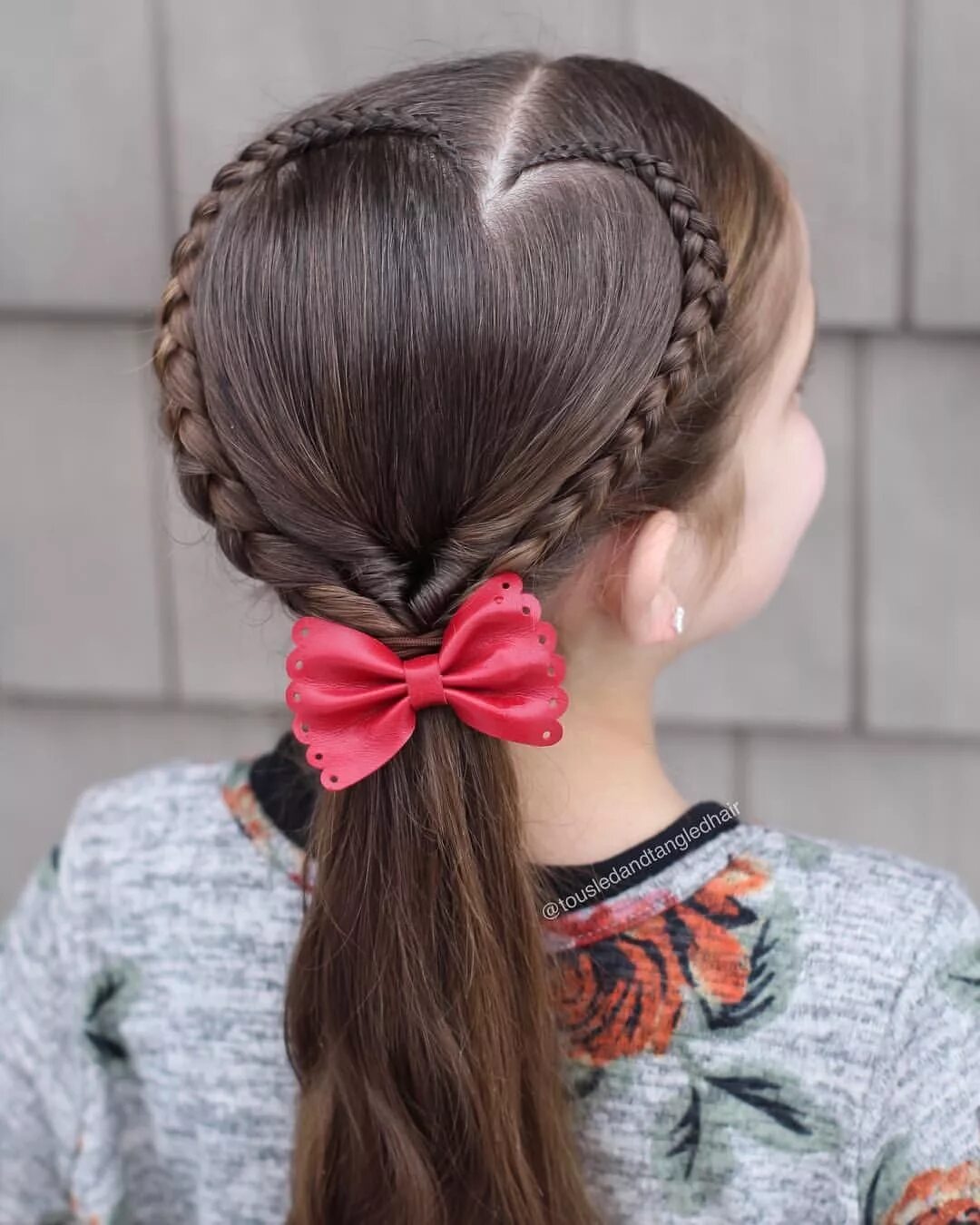 Прически для 10 лет Heart hairstyle #braids #hairstyle #kids #tweenstyle Cool hairstyles, Kids braid