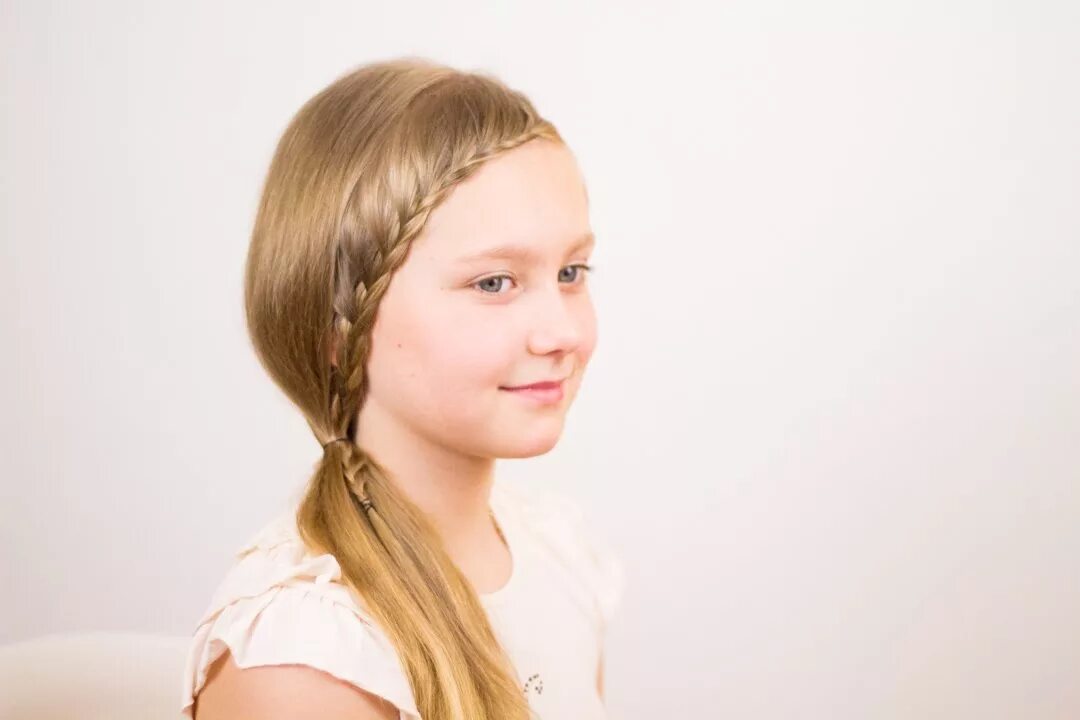 Прически для 13 лет 2024 Косичка из чёлки. Braided Hair Band - YouTube