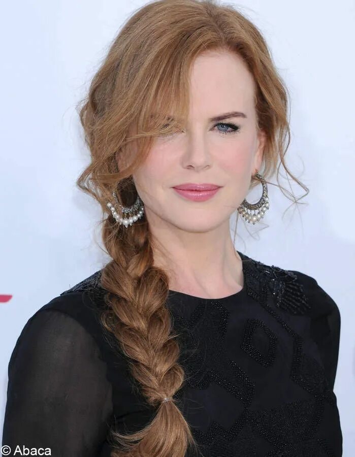 Прически для 35 лет на длинные волосы La grosse tresse de Nicole Kidman - Les plus belles tresses de stars - Elle Hår 