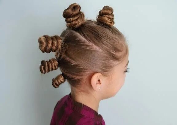 Прически для девочек 2 шишки Pin by Crystal on Hair Wacky hair days, Wacky hair, Crazy hair