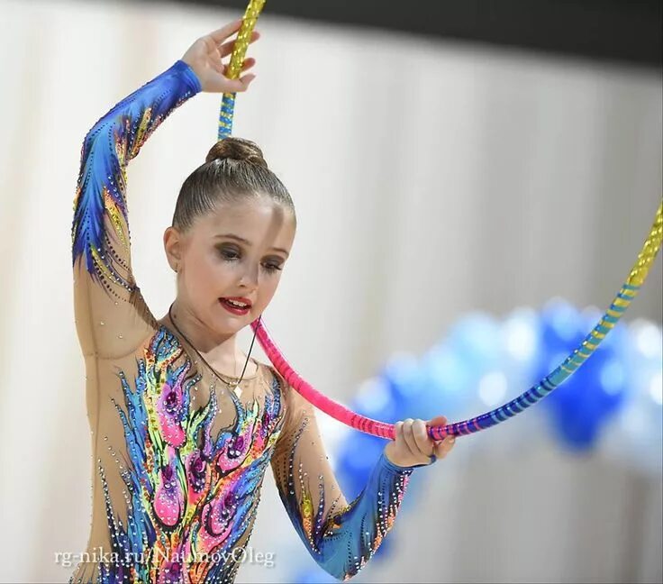 Прически для девочек для художественной гимнастики Rhythmic gymnastics leotard Купальник, Гимнастика