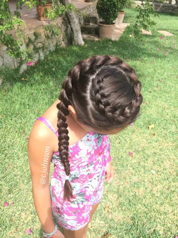 Прически для девочек косички легкие Crown Dutch Braid Girl hair dos, Natural hair styles, Baby hairstyles