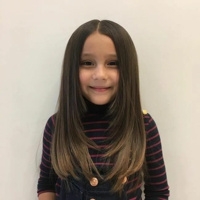 Прически для девочек лесенка 11 Attractive Layered Haircuts for Little Girls to Try with Pride Стрижки для дл