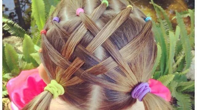 Прически для девочек на природу RandomEnthusiasm Random And Crazy Hair-Styles For Kids Crazy hair, Kids hairstyl