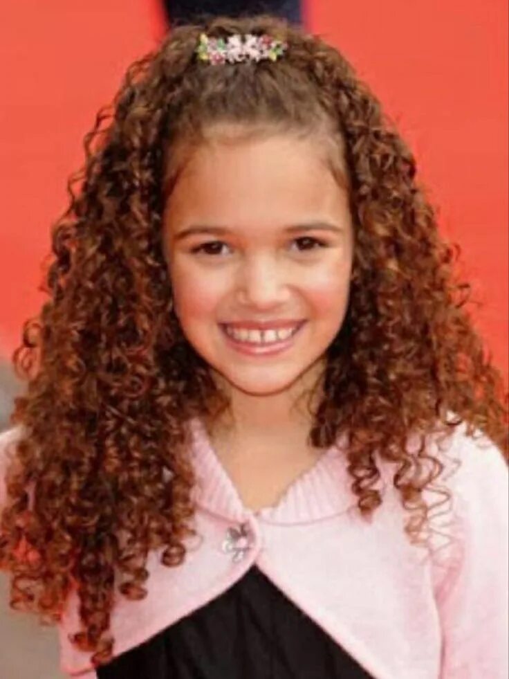 Прически для девочек волнистые волосы Madison Pettis nature curly hair. Curly girl hairstyles, Kids curly hairstyles, 