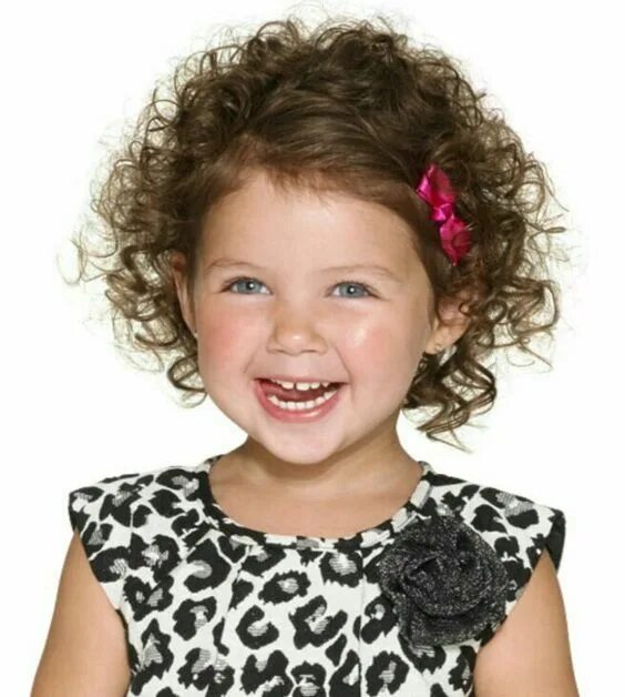 Прически для девочек волнистые волосы 35+ Beautiful Short Haircuts For Girls Kids hair cuts, Curly girl hairstyles, Gi