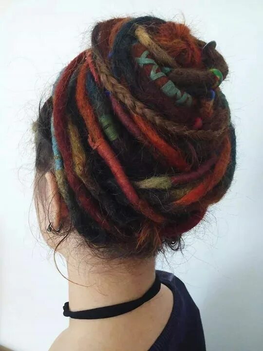 Прически для дредов для девочки Pin on Dreads