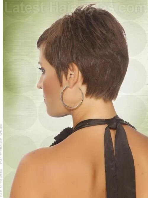 Прически для короткой шеи Short Haircut with Texture Back Hairstyles Pixie haircut, Pixie hairstyles, Shor