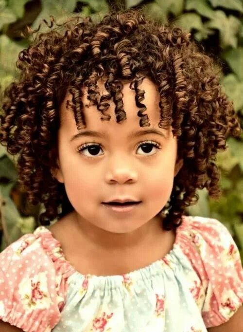 Прически для кучерявых девочек Natural Kids Inspiration Kids curly hairstyles, Curly girl hairstyles, Kids hair