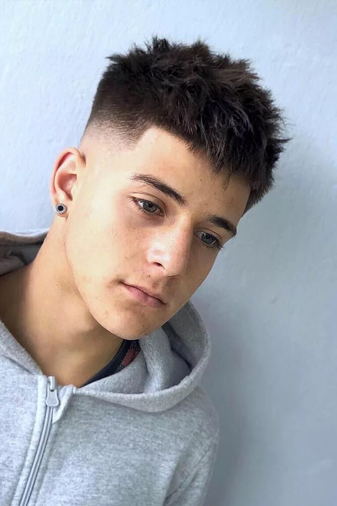 Прически для мальчиков 16 18 лет 100 Best Men’s Hairstyles and Haircuts To Look Super Hot (2023 Update) Crop hair