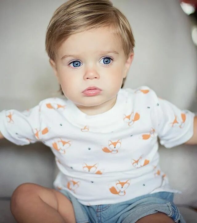 Прически для малышей 1 год Loving this pouty face!! ❤ Fox tee: WEBSTA - Instagram Analytics Toddler boy hai