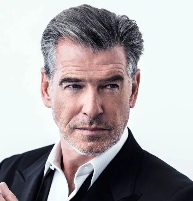 Прически для мужчин 40 лет Pierce Brosnan Has Great Grey Hair Older mens hairstyles, Haircuts for men, Mens