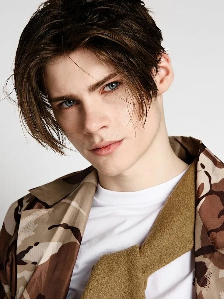 Прически для парней с средними волосами Fabian Gray Storm Models Haircuts for men, Mens hairstyles, Cool haircuts