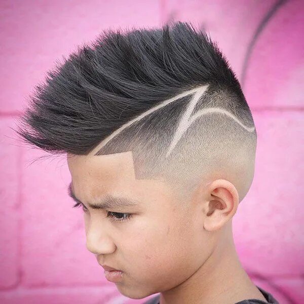 Прически для пацанов девочке 25 Cool Kids Mohawk Ideas in 2024 Kids hair cuts, Mohawk haircut, Mohawk hairsty