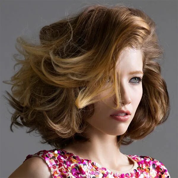 Прически для пышных волос для женщин Coiffure Jean-Louis David - automne-hiver 2011/2012 Coiffure mi courte, Coupes d