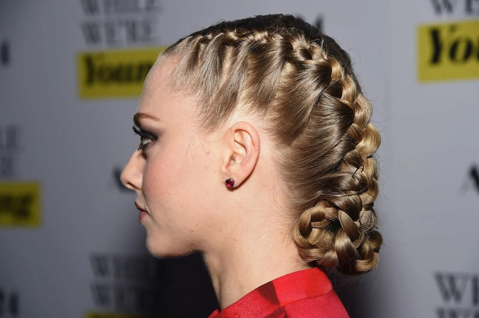 Прически для волос колосками OMG, These Braided Updos Totally Beat Leaving Your Hair Down #braidedbuns Double