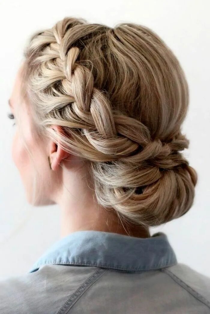 Прически для волос косички фото HugeDomains.com Braided hairstyles updo, Prom hairstyles for short hair, Blonde 