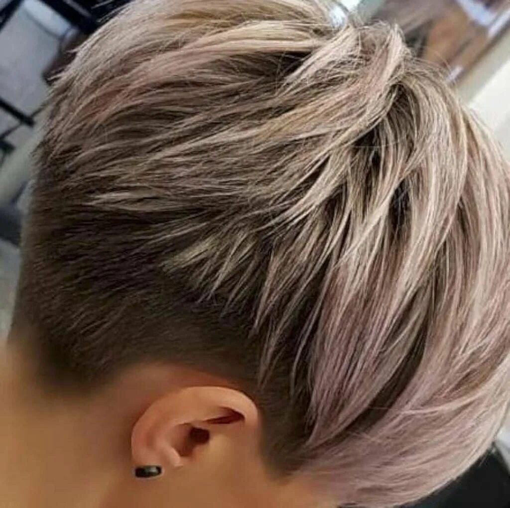 Прически для женщин мелирование короткие волосы 31 Most Popular Short Hair Styles for Women (2023 Update) Short hair haircuts, S