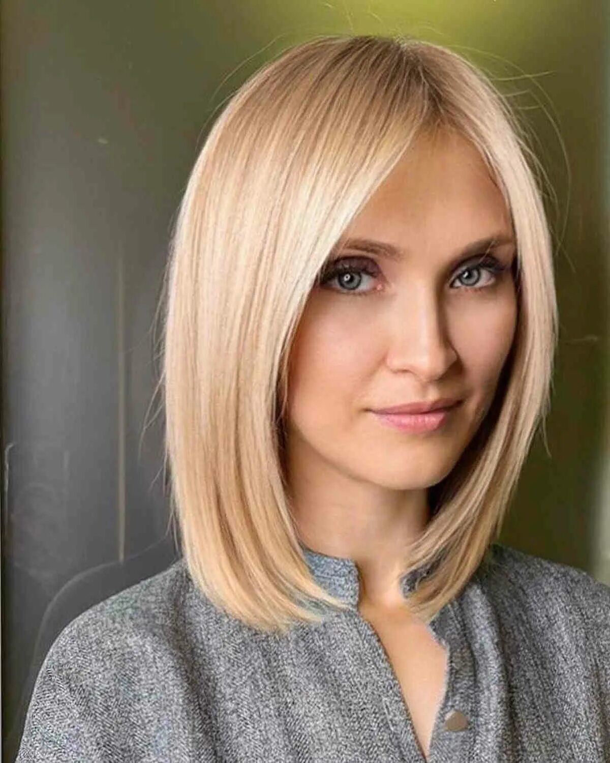 Прически до плеч 2024 45 Best Ways to Style Shoulder-Length, Straight Hair for a Modern Look