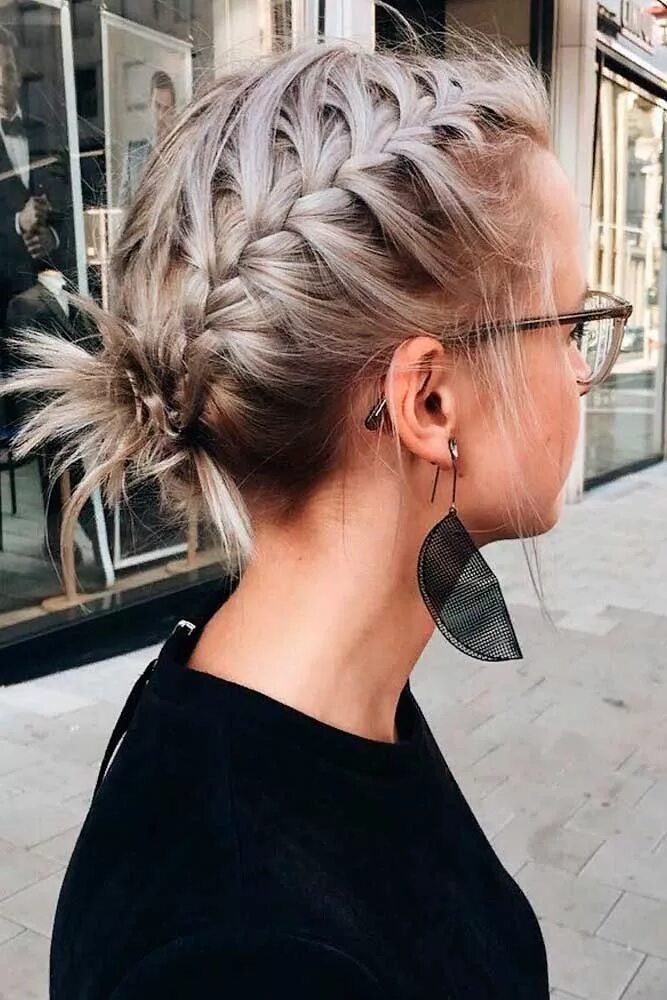 Прически дракончик на короткие волосы 20 Terrific Shoulder Length Hairstyles To Make Your Look Special Braided updo fo