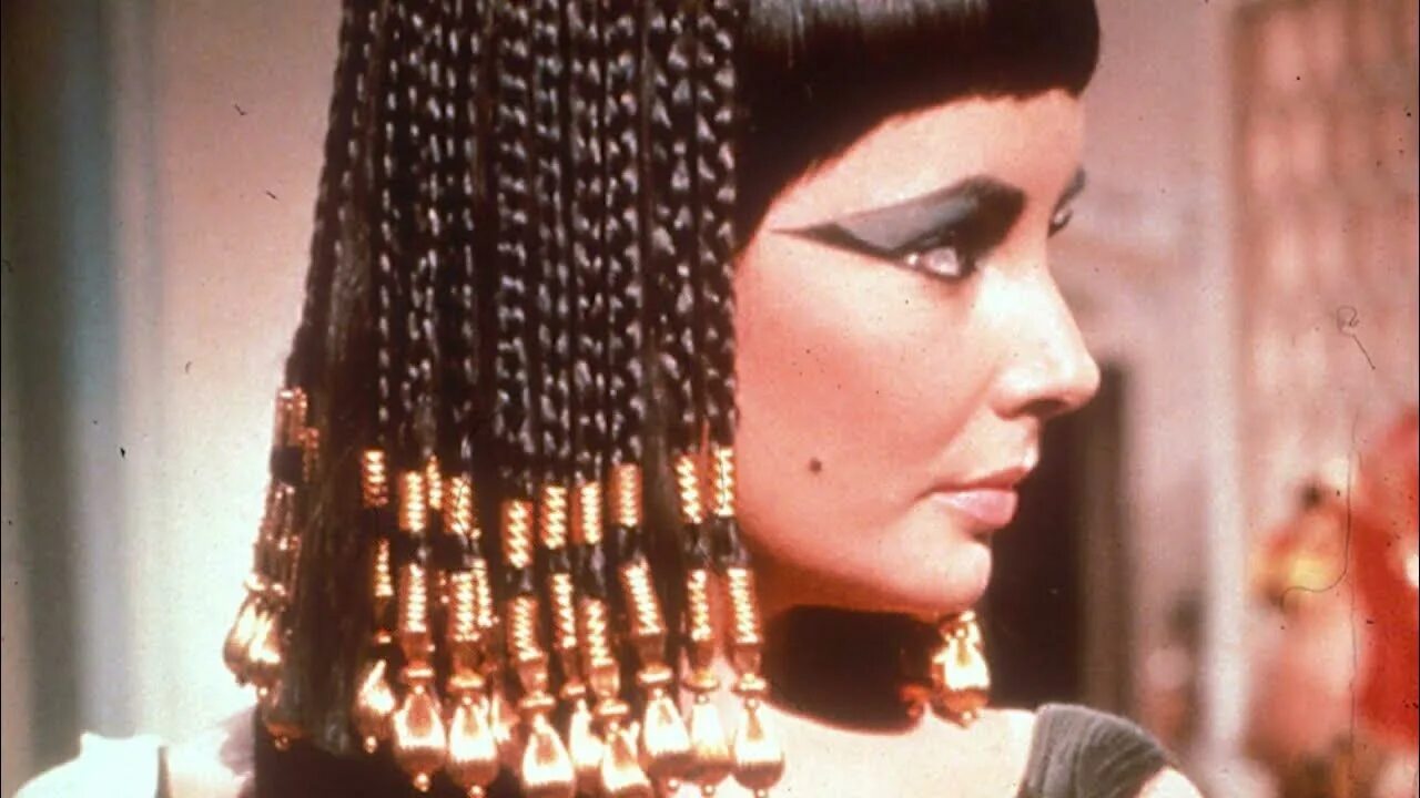 Прически древнего египта женские La morte di #CLEOPATRA - La storia romana in due minuti #131 - YouTube