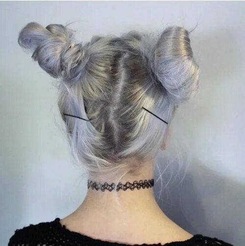 Прически две Hairstyle panosundaki Pin