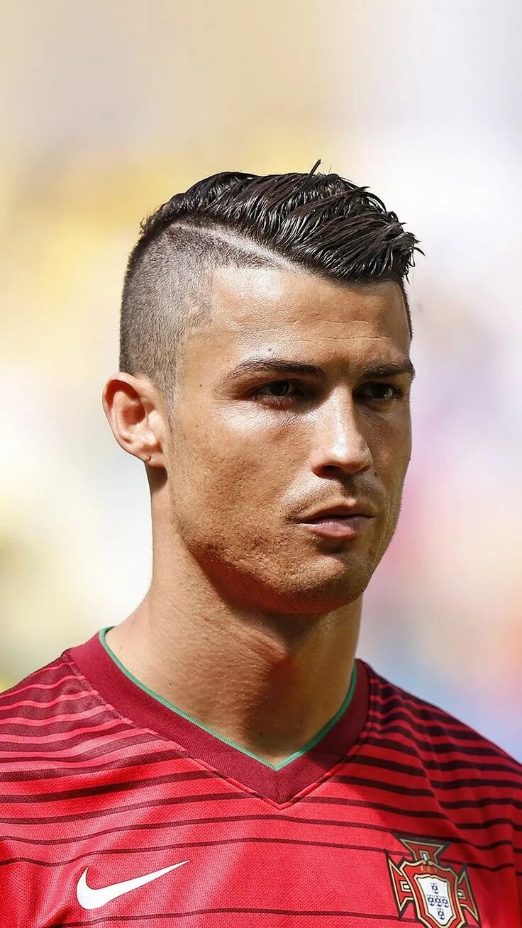 Прически футболистов hj36-christiano-ronaldo-sports-soccer-portugal Christiano ronaldo, Ronaldo, Rona