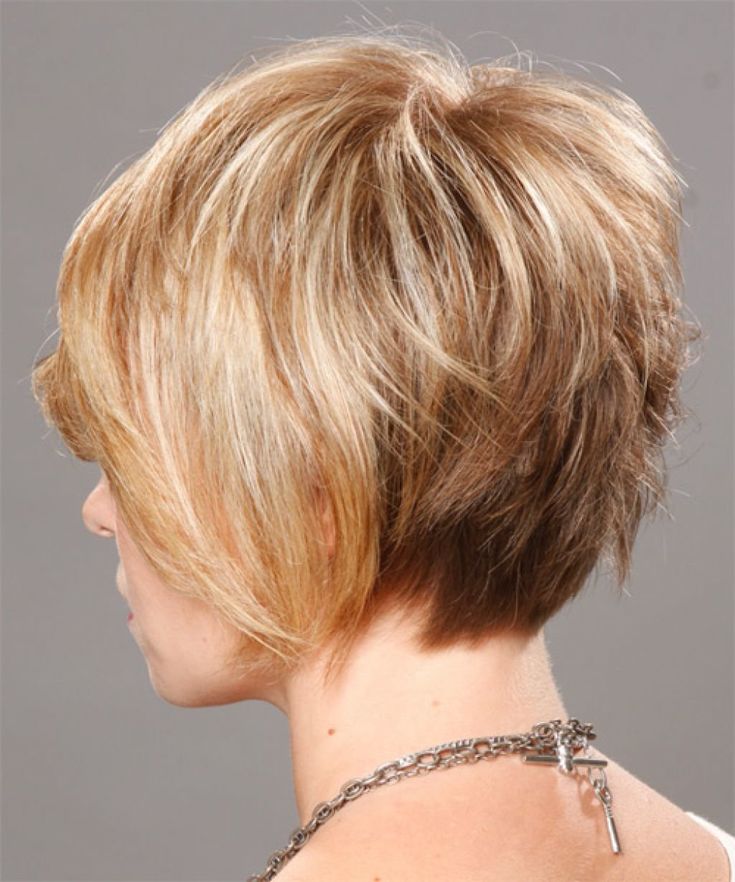 Прически градуированное каре короткого Pin by Светлана on Короткая стрижка Short thin hair, Short wedge hairstyles, Sho