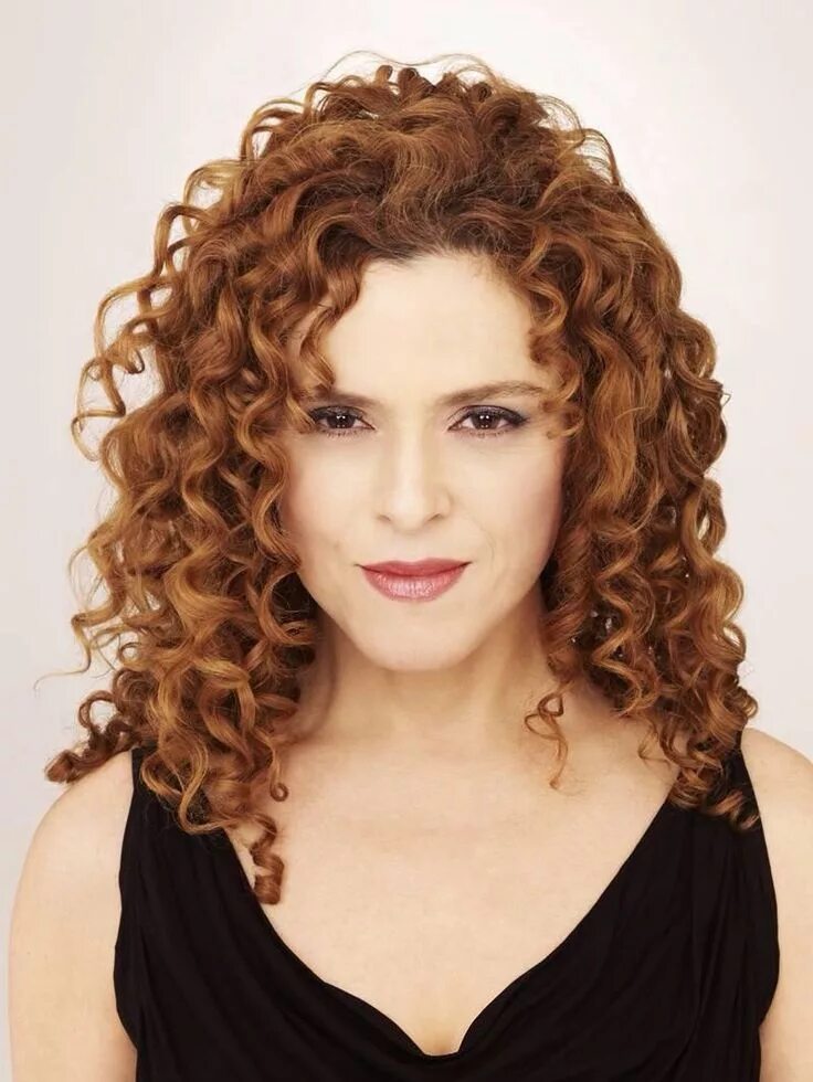 Прически химия на средние Bernadette Peters Curly hair styles, Bernadette peters, Her hair