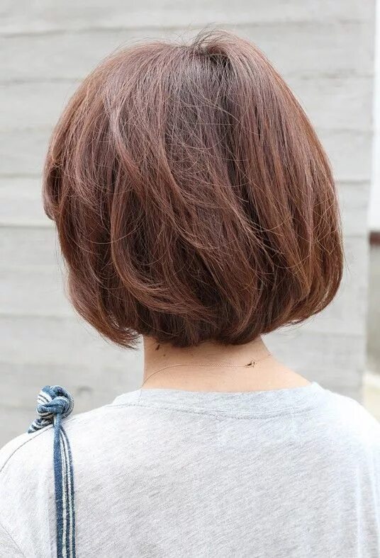 Прически каре фото сзади Back View Short Brown Bob Hairstyle - Hairstyles Weekly Long face hairstyles, Sh