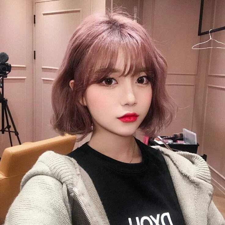 Прически каре с корейской челкой Pin by hoeforatEEZ on ulzzang Short hair with bangs, Asian short hair, Korean sh