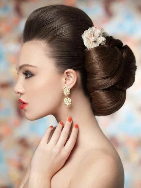 Прически классические красивые Hair World Magazine - Hairstyle Magazine Bridal hair, Bridal hair updo, Bridal u