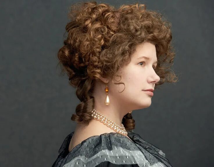 Прически конца Historical Wigs Gallery - Custom Wig Company Historical hairstyles, Womens hairs