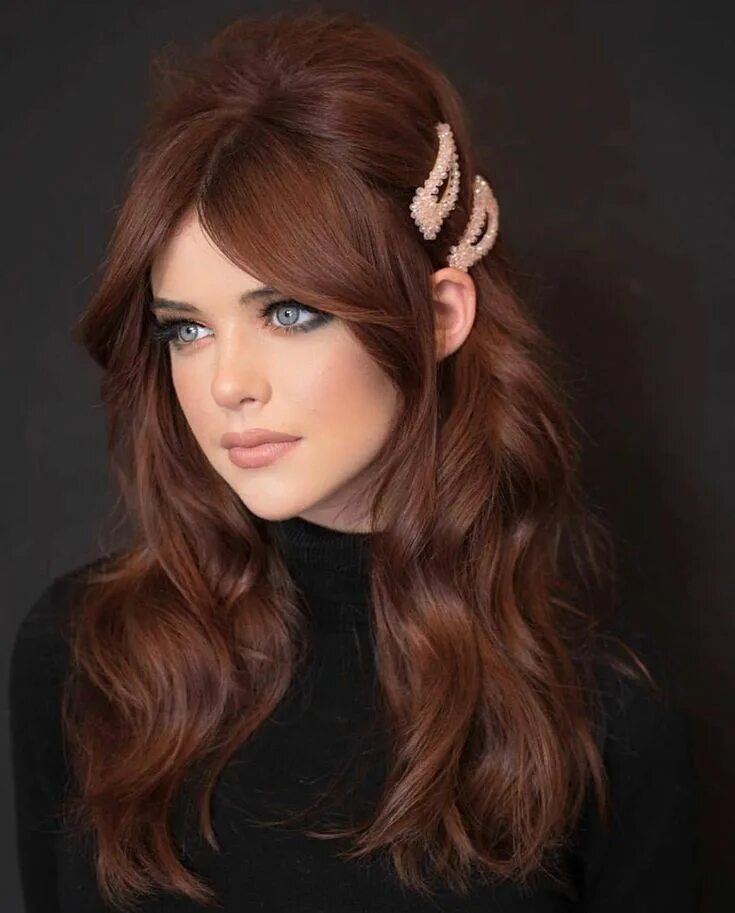 Прически коричневые волосы Holiday Glam Red Hair Hair color auburn, Hair styles, Long hair styles