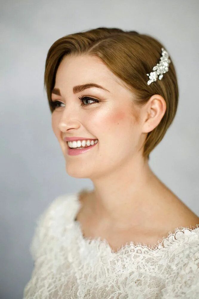 Прически короткие девушки на свадьбу Wedding Hairstyles For Short Hair 2022/23 Guide & Expert Tips Short wedding hair