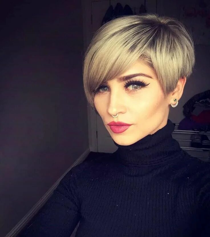 Прически короткие с удлиненной челкой 2018 Short Hairstyles - 1 Короткие стрижки, Модные короткие стрижки, Стрижка