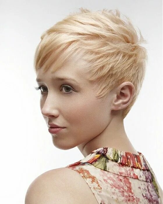 Прически короткие женские редкие волосы Pin by Diane Downs on Hair Ideas Cute hairstyles for short hair, Super short hai